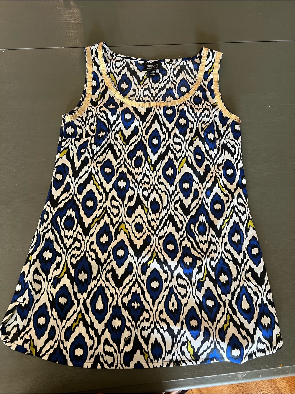 Nicole Miller Women’s Blue Patterned Sleeveless Tunic Top